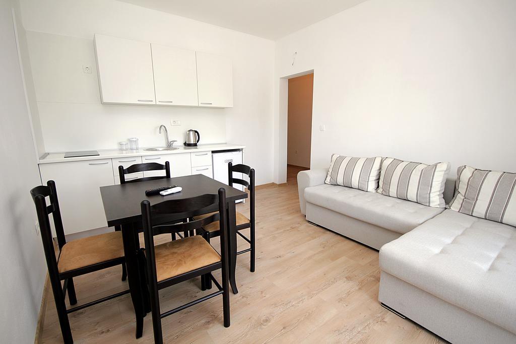 Apartmani Begovic Бар Екстериор снимка