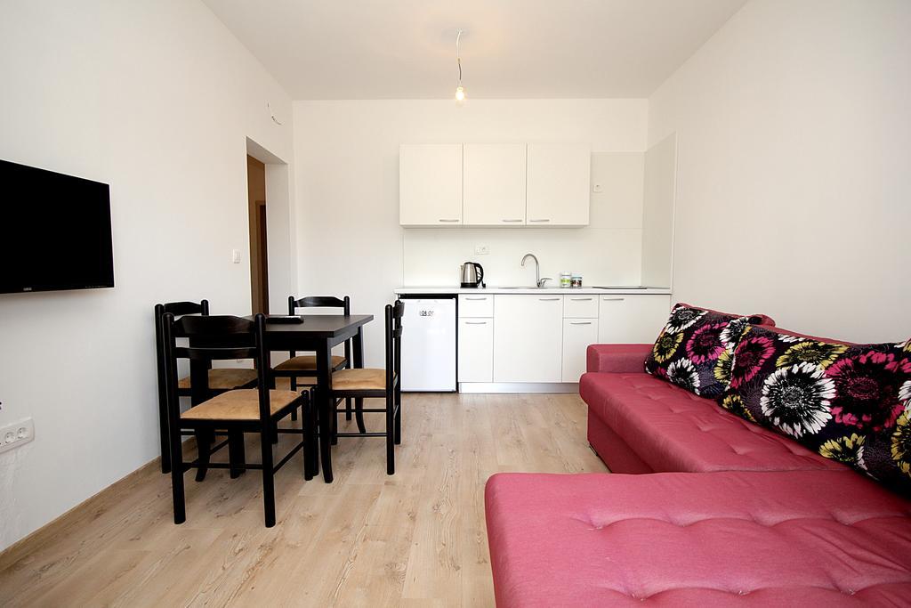 Apartmani Begovic Бар Екстериор снимка